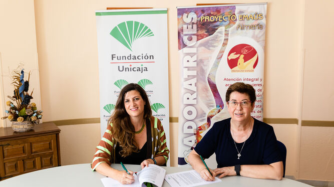 Adoratrices colabora con Unicaja para atender a mujeres en exclusión